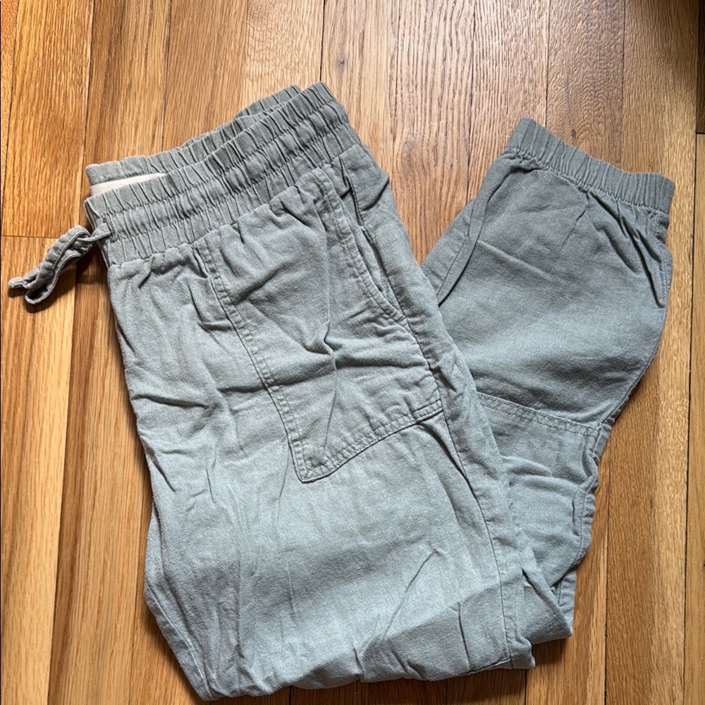 Calvin Klein Jeans Gray Cargo Pants with Elastic Waistband